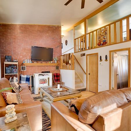 Wisconsin Cabin With Atv Trails, Near Lake Arbutus! Hatfield Exteriér fotografie